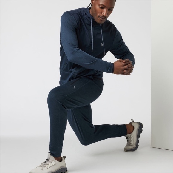 NWOT VUORI Sunday Performance Joggers navy M - Picture 4 of 11